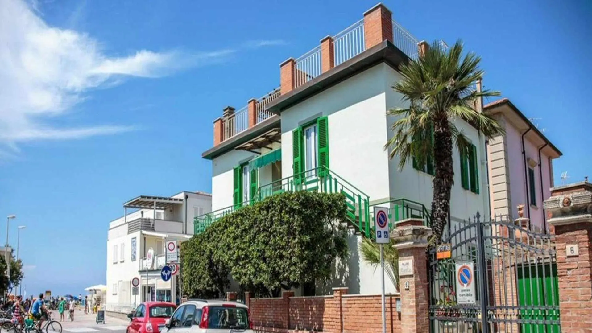 Апартаменты Villino Mirella A Marina Di Cecina By Zoom In Earth 0*,  Италия